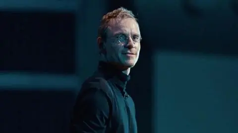 Michael Fassbender jako Steve Jobs