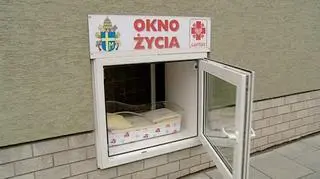 Prymas Polski broni okien życia