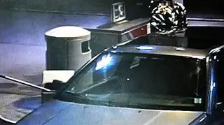 "Za każdym razem podjeżdżał innym autem"