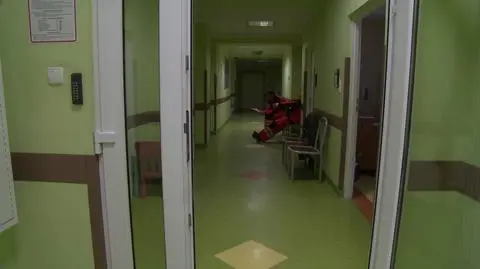 Pijany lekarz na komendzie źle się poczuł. "Trafił do szpitala"