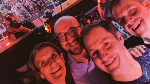 Belgia. DJ wyrzucił belgijskiego premiera ze sceny. Robił sobie selfie