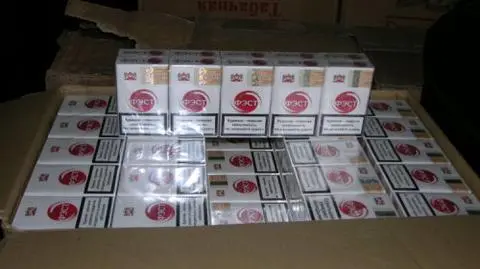 Celnicy przechwycili 440 tysięcy papierosów ze wschodu
