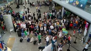 Tłumy na poznańskiej Ławicy