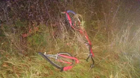 Piotrkowice: Kierowca potrącił rowerzystów na trasie Ślesin-Licheń