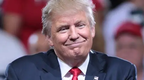 Trump ma przewagę nad Clinton. Sondaż z USA