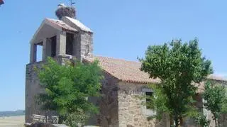 Mieszkańcy Villar de Corneja witają Nowy Rok w południe od 2004 r. 