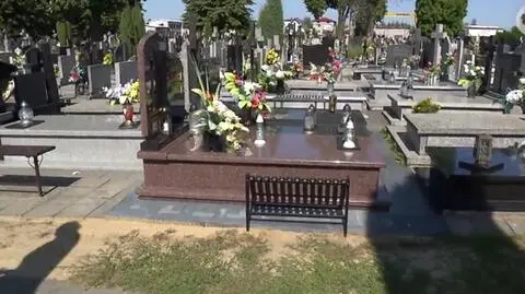 Drożyzna na cmentarzu: Kuria odpowiada