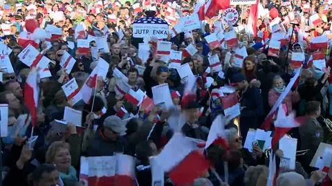 Concerts, marches, picnics and history lessons. Poles celebrate the centennial of regaining independence