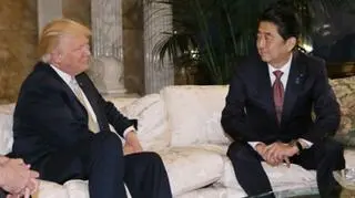 Donald Trump spotkał się z Shinzo Abe w listopadzie 2016 roku