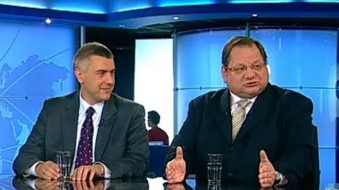 "Tuskowa sprawiedliwość pod gruszą"