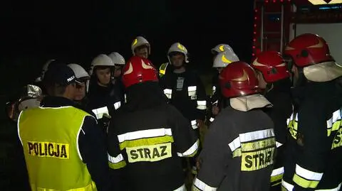 Wypożyczyli kajaki, zostawili je w lesie i poszli na imprezę