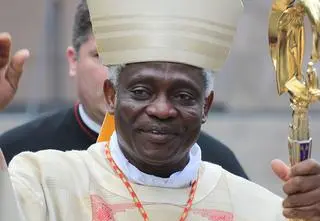 Kardynał Turkson: Watykan zaniepokojony decyzjami Donalda Trumpa
