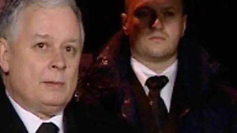 Prezydent: Samolot jak zgnieciona kulka papieru