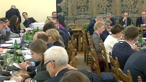 Walka o sądy w cieniu rekonstrukcji