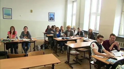 Młodzież sceptycznie podchodzi do obietnic kandydatów 