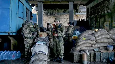 Wojna na Ukrainie. 13 zabitych żołnierzy w ciągu doby