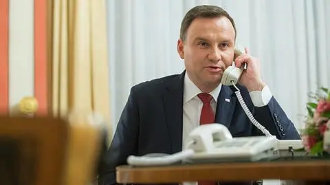Duda dzwonił do Paryża. "Ta tragedia wstrząsnęła Polakami"