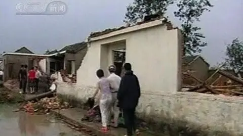 Tornado zmiotło trzy wsie