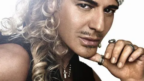John Galliano już nie jest bezrobotny. Zajmie się kosmetykami w Rosji
