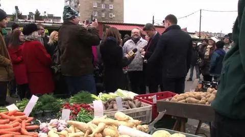 "Na straganie, w dzień targowy"