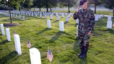 Żołnierze USA alarmująco często zabijają się sami