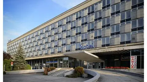 Wyburzą słynny hotel i zrobią galerię.
Krakowscy społecznicy protestują