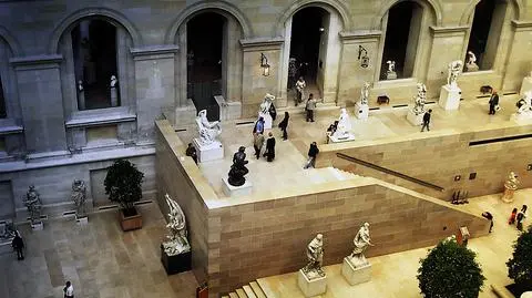 Luwr najliczniej odwiedzanym muzeum na świecie