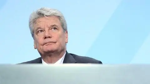Czy prezydent powinien mieć żonę?