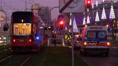 Śmiertelny wypadek w centrum Katowic. Tramwaj potrącił 66-latka