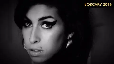 Plakat promujący film "Amy" Asifa Kapadii