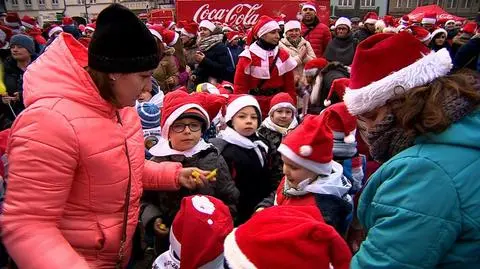 Bytom drugi w Polsce. 3,5 tysiąca Mikołajów spotkało się na rynku