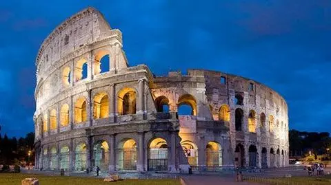 Alarm bombowy - ewakuacja Koloseum