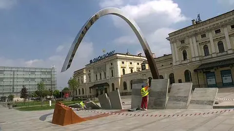 Kraków. Pomnik generała Ryszarda Kuklińskiego budzi sporo emocji