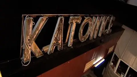Z dworca głównego do Składu Neonów
