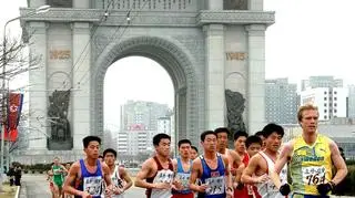 Uczestnicy Pyongyang Marathon 2012