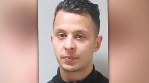 Z zamachach zginęło 130 osób, a około 400 zostało rannych. Główny oskarżony zeznawał przed sądem
