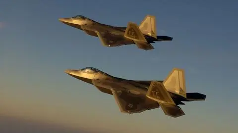 Amerykańskie myśliwce F-22 Raptor są trudno wykrywalne dla radarów