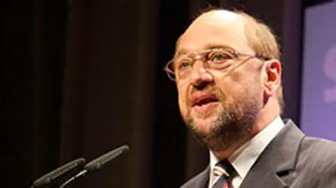 Zastąpi Buzka. Wieszczy wyjście Londynu z Unii