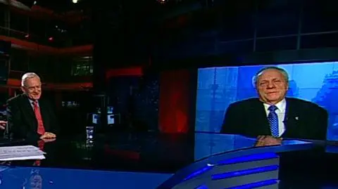 Stefan Niesiołowski o zmianach w konstytucji (TVN24)