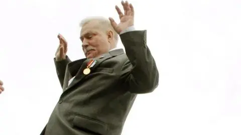 "Upadający" Wałęsa prasowym obrazem roku