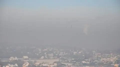 Smog nad Krakowem: mieszkańcy mają dość