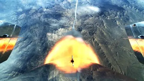 Pierwszy lot VSS Unity z uruchomionym silnikiem