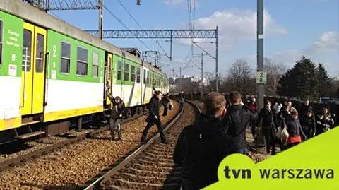 Awaria SKM. Pociąg utknął w tunelu