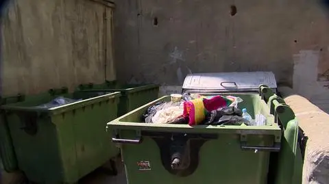 Gromadzą śmieci w domu. "Od wtorku jesteśmy bez kontenerów"