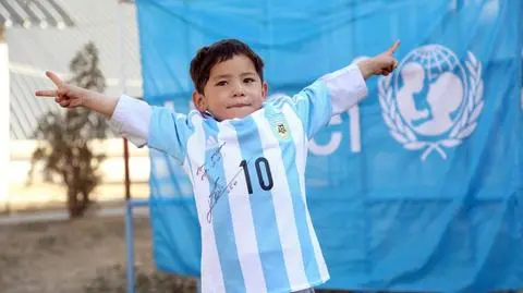 Messi. Afgańczyk dostał koszulkę od Messiego