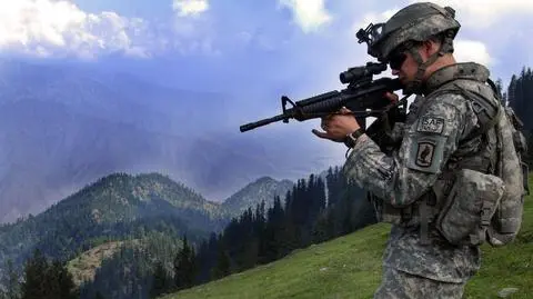 Mundury to cenny łup dla talibów