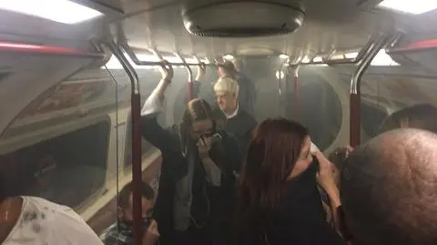 Londyn. Pożar w metrze na stacji Oxford Circus