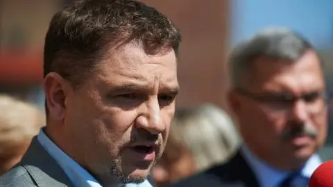 "Ilu ludzi w ministerstwach pracuje na umowach śmieciowych"