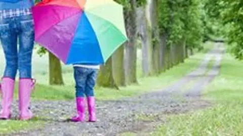 Sobota chłodna. Cieplej będzie po weekendzie