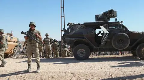 Turcja nie planuje obecnie wysłania sił lądowych do Syrii